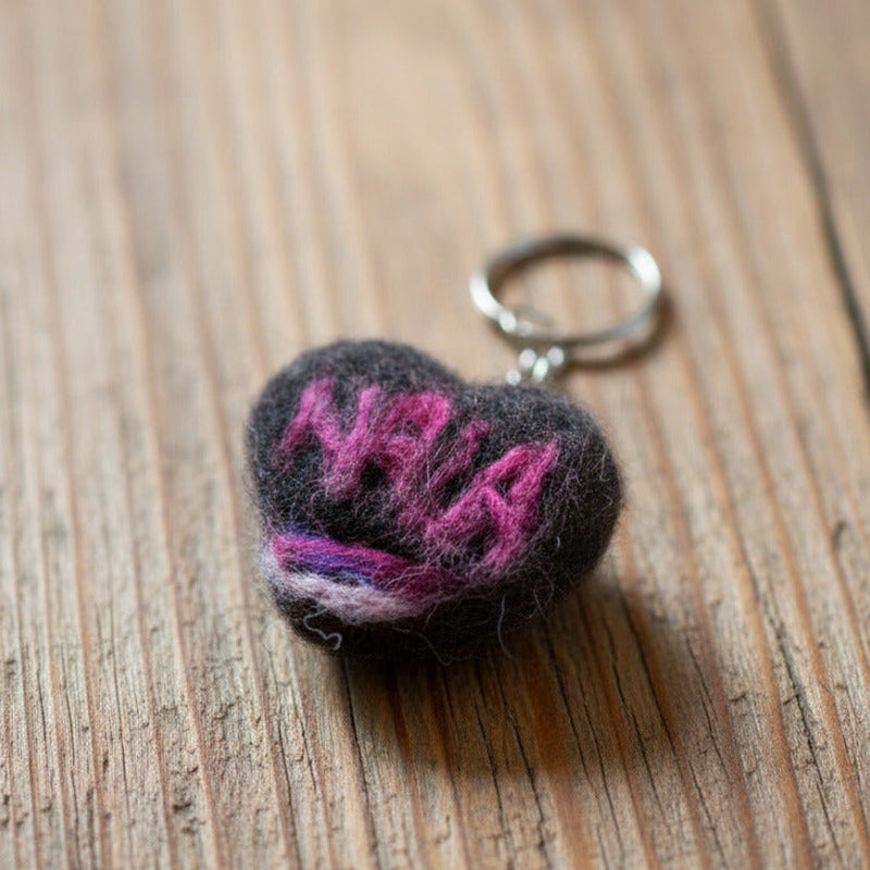 Gefilzte Hundefell-Schlüsselanhänger – Personalisiert mit dem Fell Ihres Hundes