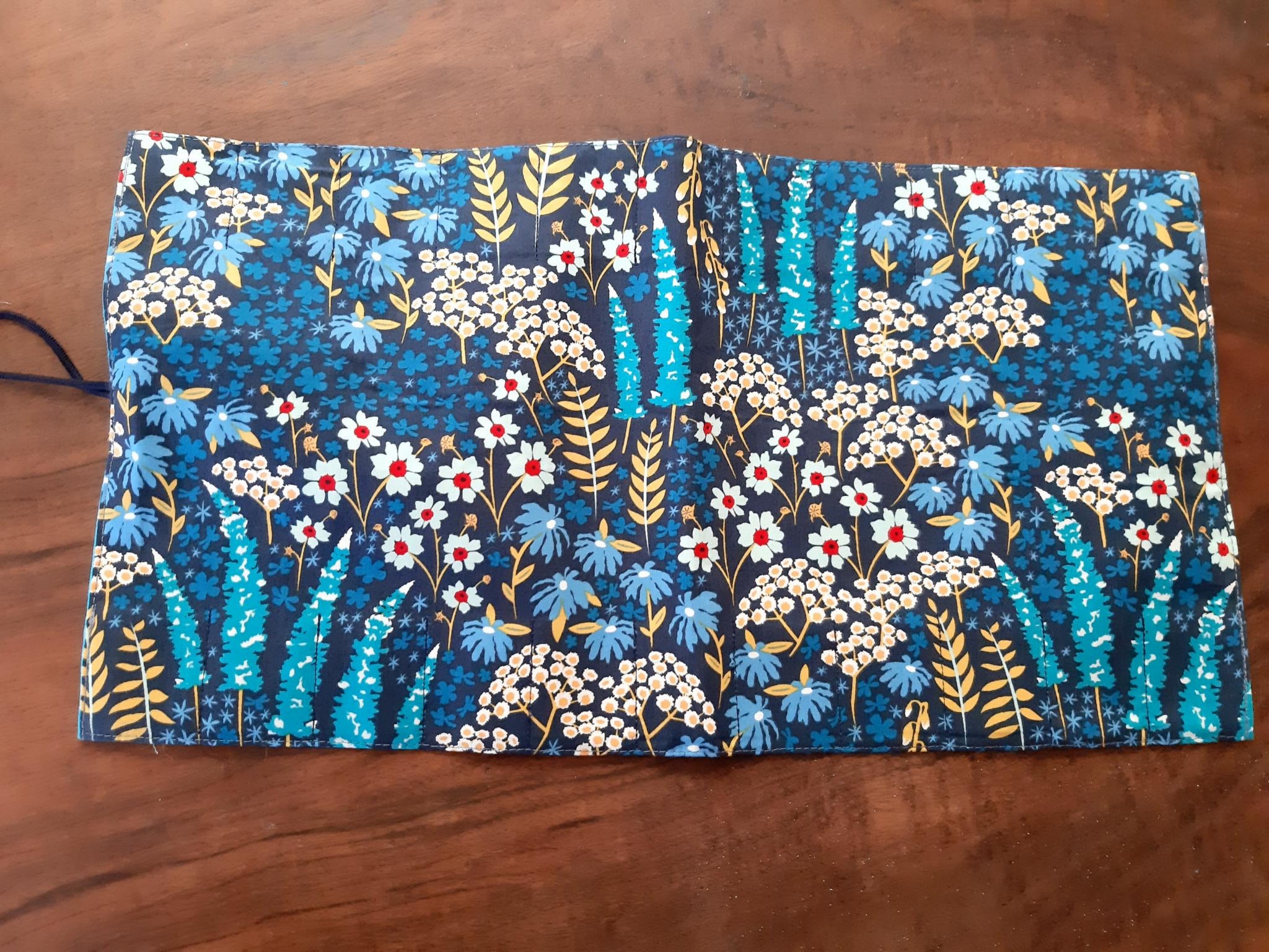 Blumiges Rollmäppchen