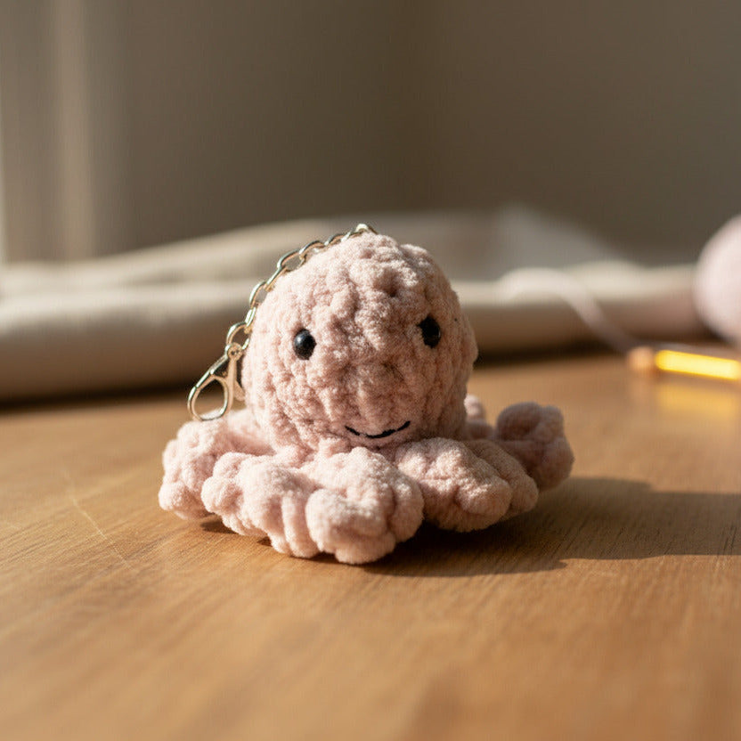 Gehäkelter Tintenfisch Schlüsselanhänger Amigurumi - Handgemacht
