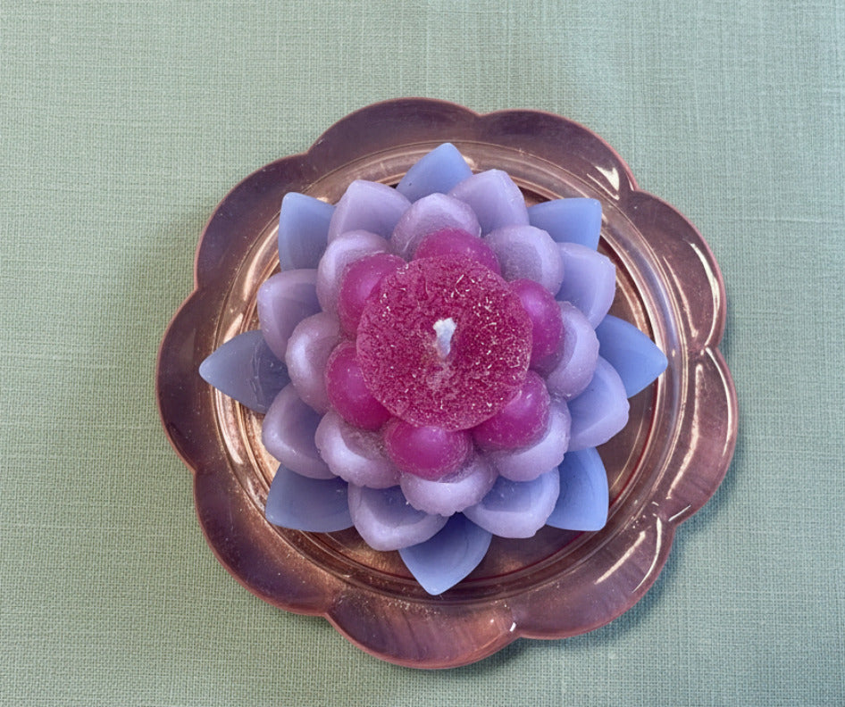 Lotusblumen Kerze aus Kerzenresten – Handgemachtes Upcycling Unikat