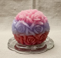 Handgegossener Rosenkerzen Ball Rosa und Lila aus recycelten Kerzenresten