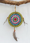Handgemachter gehäkelter Traumfänger als Wanddekoration im Boho Stil