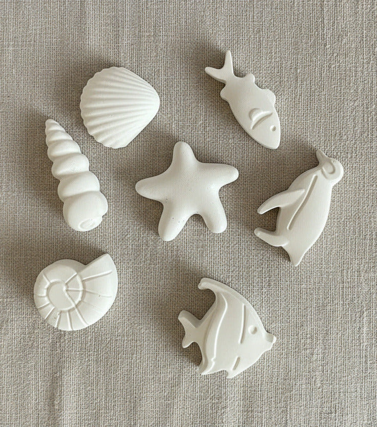 Selbstgegossene Gipsfiguren mit Muschel, Seestern und Fisch – DIY Deko Set zum Bemalen
