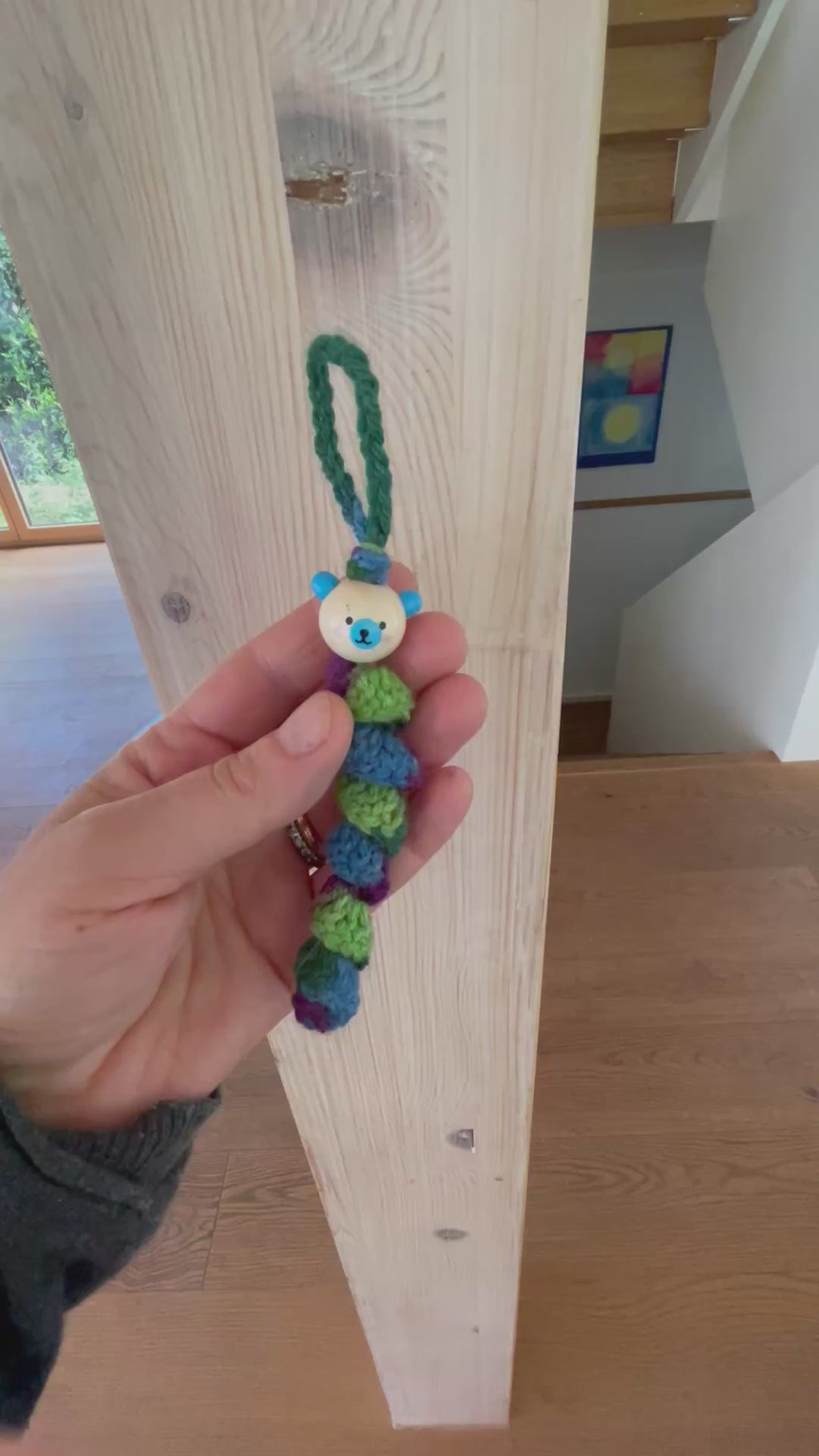 Handgemachtes Sorgenbärchen Regenbogen